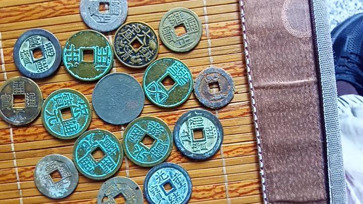 《华夏正统历代开国与盛世通宝名泉珍藏组合（一套十四枚）》